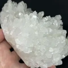 【1.1kg 浄化水晶クラスター　228】