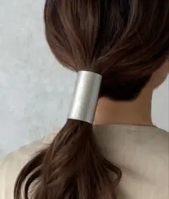 シンプルメタルヘアカフ