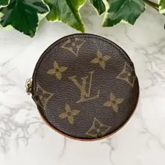 Item thumbnail for item efcf23da-0acf-42c1-8a69-23dc6e04cbd8