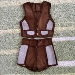 【未使用】子供用 セットアップ スエード ベスト+ショートパンツ (茶色)