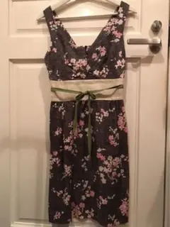 花柄ワンピース・ヴィヴィアンタム・高級感・オシャレ!サイズ0・未使用に見える美品