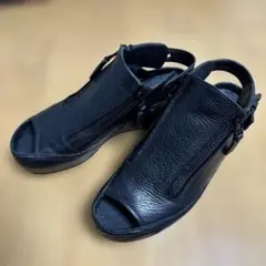 ラボキゴシ　ワークス　ブラックレザーオープントゥサンダル