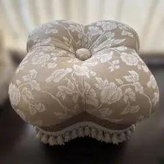 ジェニファーテイラー　姫系　スツール