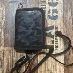 プーマ　ジッパー式財布