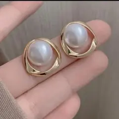 Item thumbnail for item 7902fccf-ab54-4880-9c89-b55f90c8da87