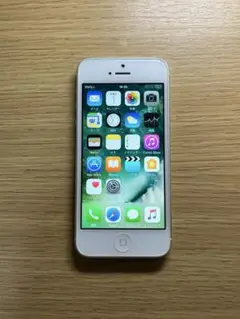 iPhone5 16GB ホワイト　au