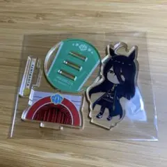 ウマ娘　パドックでポーズ　マンハッタンカフェ