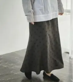美品★ハッシュニュアンス【洗える】大人可愛い　クラシカル　ドットプリントスカート