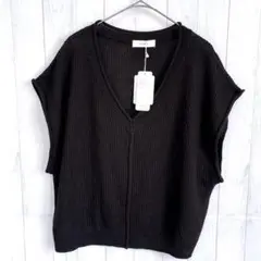 ロメオ 美品 タグ付き Ⅴネックニットベスト プルオーバー 体型カバー M