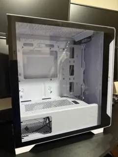 【美品】Thermaltake S100 TG Snow Edition