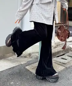 Item thumbnail for item 2add648c-a6fa-483a-8b5a-ddfedc1381d9