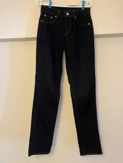 UNIQLO 　ストレッチスリムストレートジーンズ　（丈標準70cm）24
