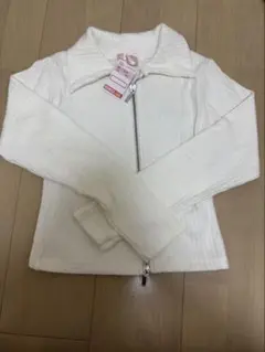しまむら　ジッパーパーカー　タオル生地　新品　140