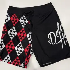 Defend Hawaii ダイヤモンドパターンショート海水パンツ