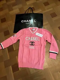 CHANELピンクロゴニットセーター ノベルティー
