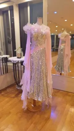 社交ダンスドレス　ジャンティ　白大花プリント　希少ドレス　超美品 社交ダンスドレス ジャンティ 白大花プリント 希少ドレス 超美品