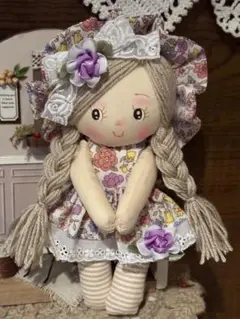 小さなカントリードールちゃん　ハンドメイド