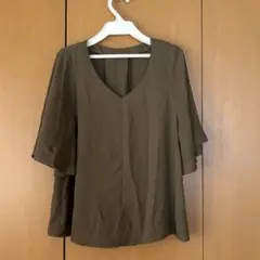 ジーユー GU フレアスリーブ Vネックブラウス カーキ