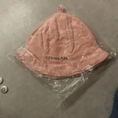 Item thumbnail for item 7f79f8c2-f0bb-46f3-a956-9a7e764a64ed