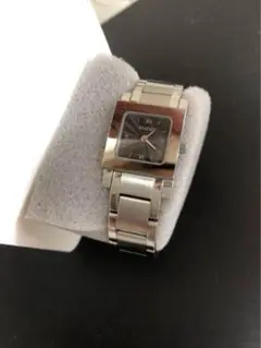 ⭐【希少美品レア】グッチGUCCI.7900Pシルバー腕時計(新品電池稼働品) ⭐【希少美品レア】グッチGUCCI.7900Pシルバー腕時計(新品電池