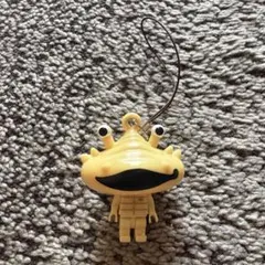 ウルトラマン パンソンワークス キーホルダー　カネゴン　ストラップ