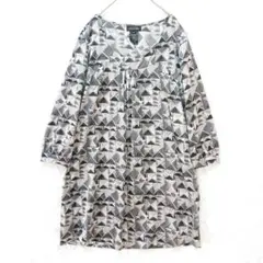 Item thumbnail for item e79c4b60-eeac-4469-bad1-972c0fcb7873