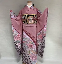 関芳 赤の豪華な総絞り振袖フルセット