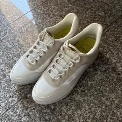 fitfit フィットフィット　スニーカー　アイボリー