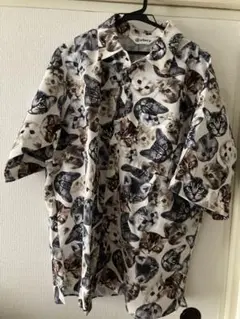 週末値下げ！アンドエルシー　猫柄　シャツ