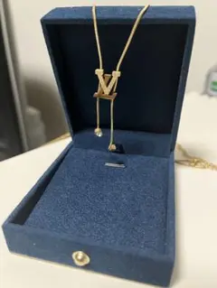 ロゴペンダントネックレス