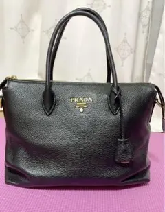 【土日のみ値下げ】PRADA 牛革ハンドバッグ ショルダー付き