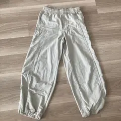 UNIQLO ギアパンツ　ベージュ
