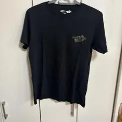 UNIQLO モンハンTシャツ　黒　160cm 美品