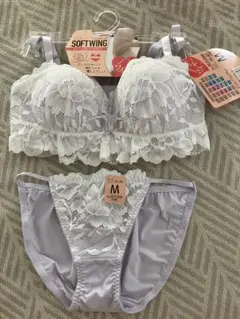 ラベンダー ノンワイヤーブラジャーショーツ セット Mサイズ