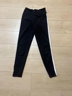 UNIQLO ブラックレギンス 150