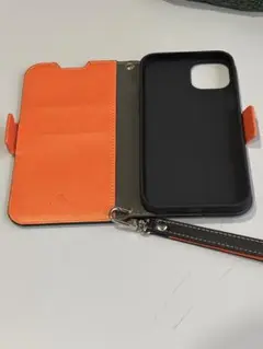 iPhone15Proケース ストラップ付き‼️
