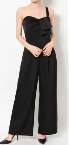 リゼクシー　フロントリボンワンショルダーコンビネゾン　黒