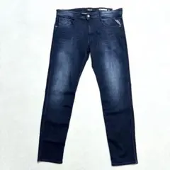 Item thumbnail for item 050b23fa-4649-4f88-8e28-994ba463564c