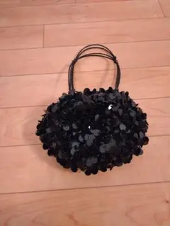 最終値下 美品✨ビーズ スパンコール 装飾 黒 パーティーバッグ