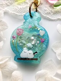 225 チューリップ　シマエナガシャカシャカキーホルダー