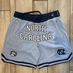 【新品未使用】North Carolina メッシュ バスケットボールショーツ