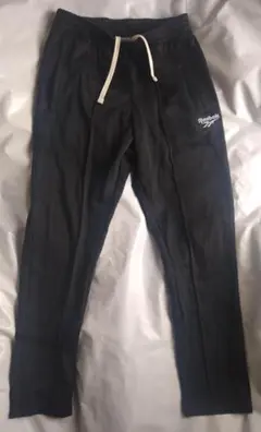 【着用2~3回のみ】リーボックReebokジャージパンツ【Lサイズ】