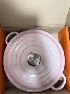 専用です❣️ ルクルーゼ ビュッフェキャセロール 22cm シェルピンク ル・クルーゼ LE CREUSET シグニチャー ビュッフェ