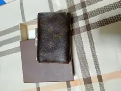 ルイヴィトン LOUISVUITTON 財布