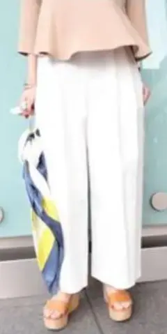 Noble ホワイト ワイドパンツ