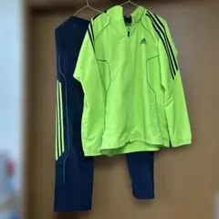 adidas グリーン ジャージ上下セット（今ならハーフパンツをプレゼント！）