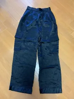 emmi ブラックカーゴパンツ Sサイズ