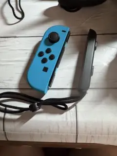 Nintendo Switch 青 ジョイコン ストラップ付き