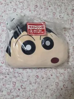 クレヨンしんちゃん一番くじラストワン賞シロとびつきしんちゃんフェイスクッション