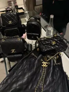 CHANEL ブラック ショルダーバッグ
